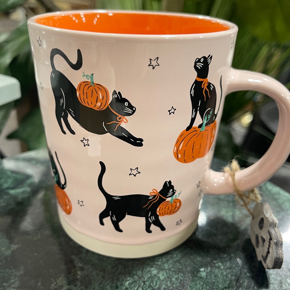 Pink Halloween Black Cats 🐈‍⬛ 🎃 w/Pumpkins, Bows & Stars Ceramic Coffee Mug NWT